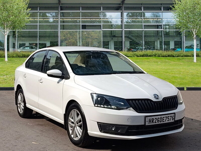 Used 2017 Skoda Rapid Style 1.5 TDI AT for sale at Rs. 6,15,000 in Delhi