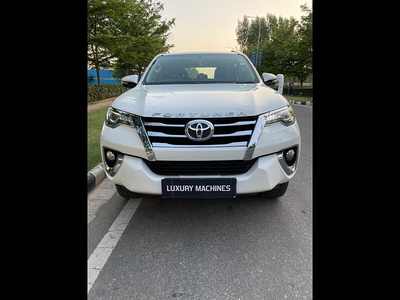 Used 2017 Toyota Fortuner [2016-2021] 2.8 4x2 AT [2016-2020] for sale at Rs. 29,50,000 in Chandigarh