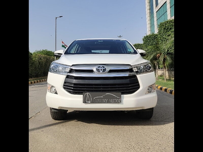 Used 2017 Toyota Innova Crysta [2016-2020] 2.4 VX 8 STR [2016-2020] for sale at Rs. 15,50,000 in Delhi