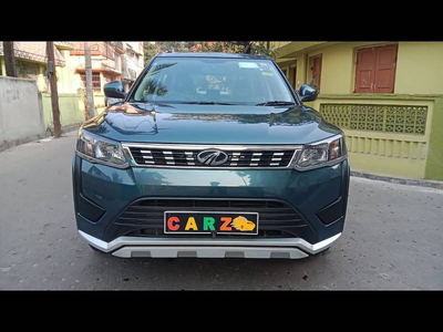 Mahindra XUV300 1.2 W6 [2019-2019]