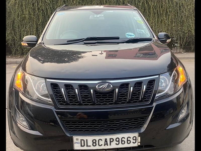 Mahindra XUV500 W6