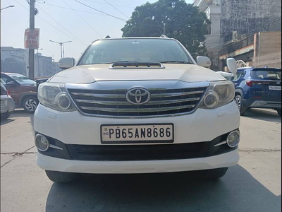 Toyota Fortuner 3.0 4x2 MT