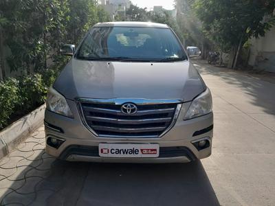 Toyota Innova 2.5 EV PS 8 STR BS-IV