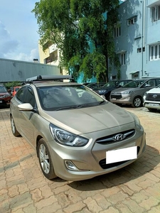 2012 Hyundai Verna 1.6 SX CRDi (O)