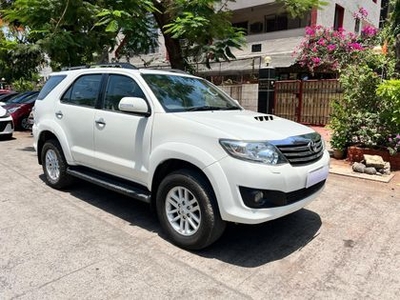 2013 Toyota Fortuner 4x2 Manual