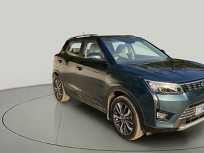 2019 Mahindra XUV300 W8 BSIV