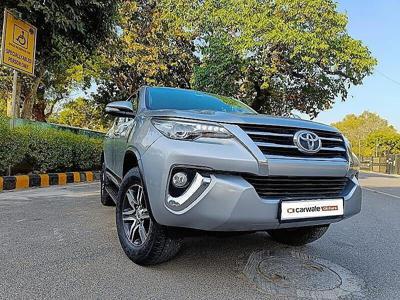 Toyota Fortuner 2.8 4x2 AT [2016-2020]