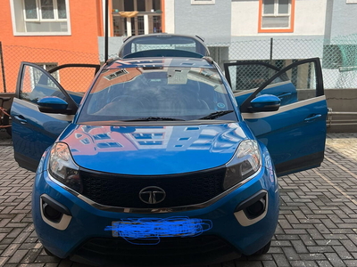 Tata Nexon XT Diesel [2017-2019]