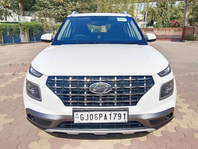 Used 2019 Hyundai Venue [2019-2022] SX Plus 1.0 Turbo DCT for sale at Rs. 8,50,000 in Ahmedab