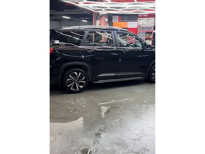 Used 2023 MG Hector Savvy Pro 1.5 Turbo CVT for sale at Rs. 24,00,000 in Delhi