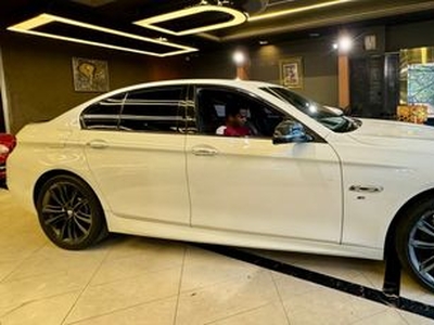 2015 BMW 5 Series 525d Luxury Line