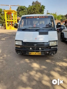 Tata Winger 2013 Diesel 150000 Km Driven well maintained