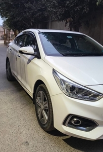 Hyundai Verna CRDi 1.6 AT SX Plus