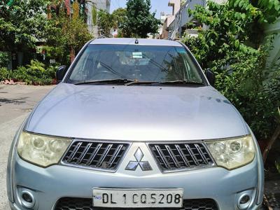 Used 2013 Mitsubishi Pajero Sport 2.5 MT for sale at Rs. 14,00,000 in Noi