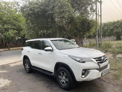 Used 2018 Toyota Fortuner [2016-2021] 2.8 4x2 MT for sale at Rs. 27,50,000 in Greater Noi