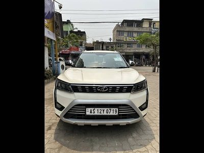 Mahindra XUV300 1.5 W8 (O) [2019-2020]