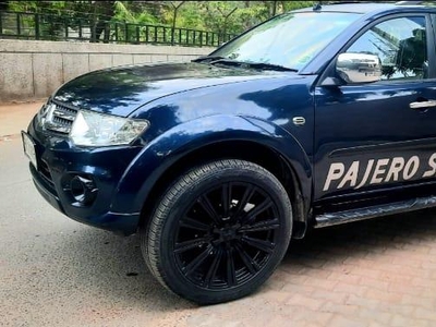 Mitsubishi Pajero Sport 4X2 AT