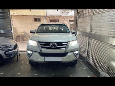 Toyota Fortuner 2.8 4x2 MT [2016-2020]