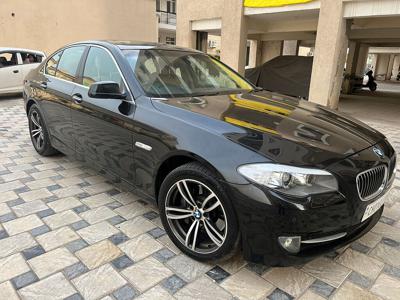 Used 2011 BMW 5 Series [2010-2013] 530d Highline Sedan for sale at Rs. 10,99,999 in Kh