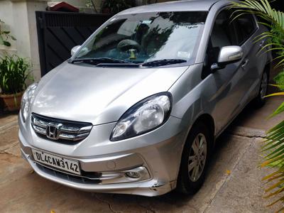 Used 2014 Honda Amaze [2013-2016] 1.5 VX i-DTEC for sale at Rs. 3,00,000 in Bangalo