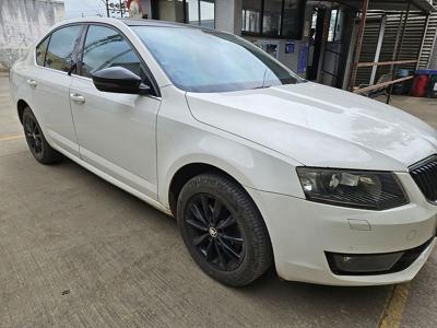Used 2016 Skoda Octavia [2015-2017] 2.0 TDI CR Style Plus AT for sale at Rs. 9,50,000 in Pun