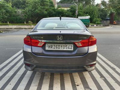 Used 2019 Honda City [2014-2017] V for sale at Rs. 8,40,000 in Delhi