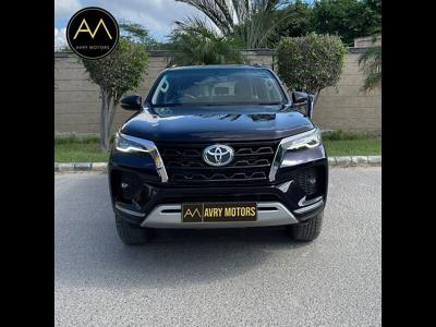 Used 2022 Toyota Fortuner 4X2 AT 2.8 Diesel for sale at Rs. 41,50,000 in Delhi