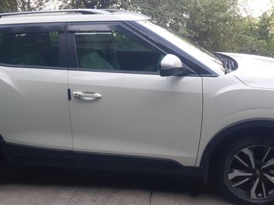 Mahindra XUV300 1.2 W8 (O) [2019-2019]