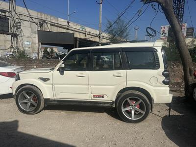 Used 2015 Mahindra Scorpio [2014-2017] S10 for sale at Rs. 9,25,000 in Mohali