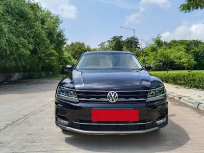 Used 2018 Volkswagen Tiguan [2017-2020] Highline TDI for sale at Rs. 21,50,000 in Ahmedab