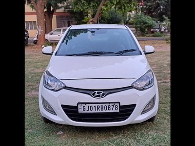 Used 2013 Hyundai i20 [2012-2014] Sportz 1.4 CRDI for sale at Rs. 4,11,000 in Ahmedab