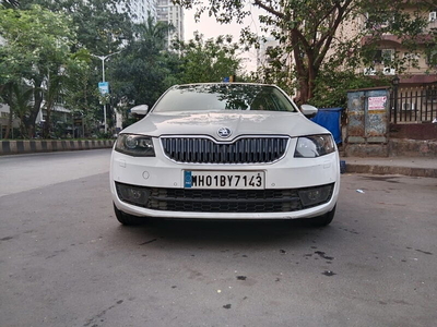 Used 2015 Skoda Octavia [2013-2015] Elegance 1.8 TSI AT for sale at Rs. 8,75,000 in Mumbai