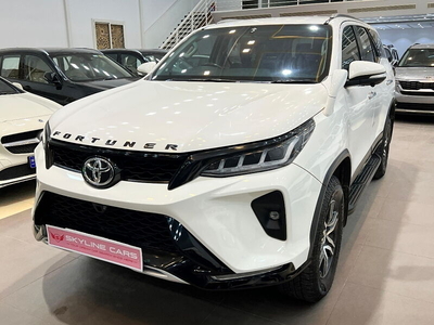 Used 2017 Toyota Fortuner [2016-2021] 2.8 4x2 AT [2016-2020] for sale at Rs. 35,75,000 in Bangalo
