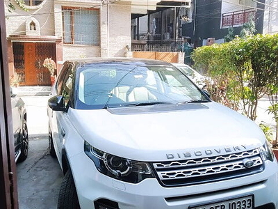 Used 2018 Land Rover Discovery 3.0 HSE Diesel for sale at Rs. 41,00,000 in Delhi