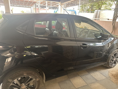 Used 2021 Tata Altroz XZ Plus Petrol Dark Edition [2021-2023] for sale at Rs. 8,70,000 in Hyderab