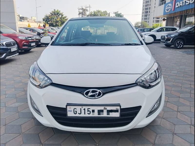 Used 2014 Hyundai i20 [2012-2014] Sportz 1.2 for sale at Rs. 4,11,000 in Surat
