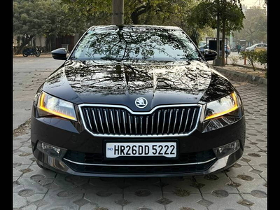 Used 2017 Skoda Superb [2016-2020] Style TDI AT for sale at Rs. 16,25,000 in Delhi