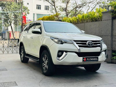 Used 2017 Toyota Fortuner [2016-2021] 2.8 4x2 MT [2016-2020] for sale at Rs. 23,75,000 in Kolkat