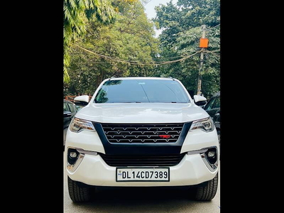 Used 2018 Toyota Fortuner [2016-2021] 2.8 4x2 MT [2016-2020] for sale at Rs. 26,45,000 in Delhi
