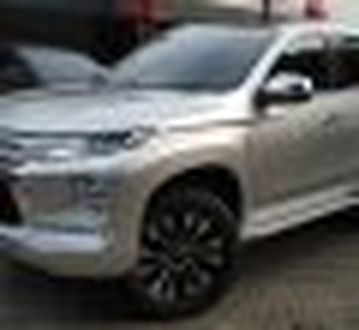 2021 Mitsubishi Pajero Sport Dakar 4x4 AT Silver -