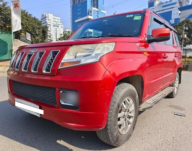 Mahindra TUV 300 T8