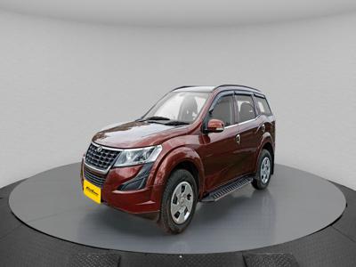 2018 Mahindra XUV500 W6 FWD