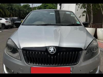Used 2015 Skoda Rapid [2014-2015] 1.5 TDI CR Elegance Plus Black Package AT for sale at Rs. 5,00,000 in Lucknow