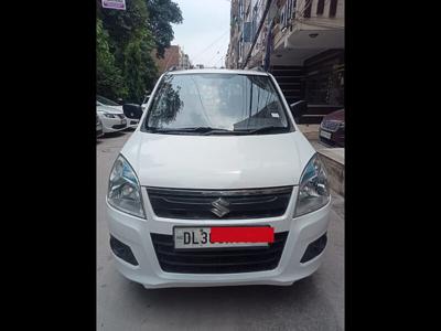 Used 2017 Maruti Suzuki Wagon R 1.0 [2014-2019] LXI CNG (O) for sale at Rs. 3,90,000 in Delhi