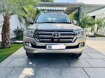 Used 2016 Toyota Land Cruiser [2011-2015] LC 200 VX for sale at Rs. 1,38,00,000 in Bangalo