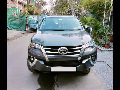 Used 2018 Toyota Fortuner [2016-2021] 2.8 4x2 MT [2016-2020] for sale at Rs. 25,00,000 in Delhi