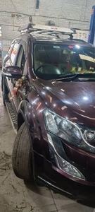 2015 Mahindra XUV500 AT W10 AWD