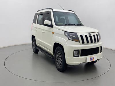 Mahindra TUV300 T10