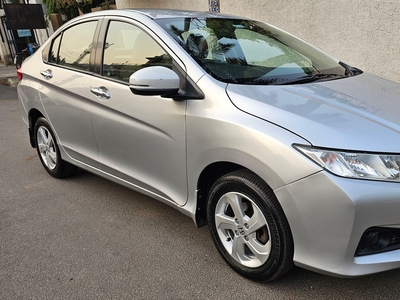 Honda City i DTec V