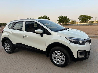 Renault Captur RXE Petrol